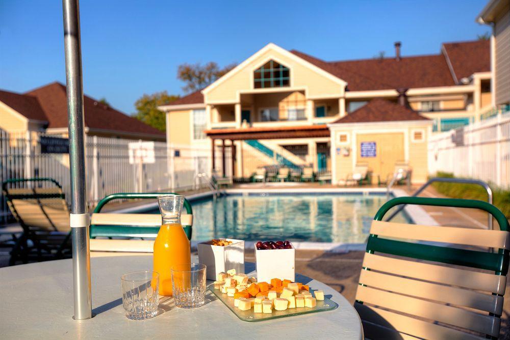 Sonesta ES Suites St. Louis Westport Maryland Heights Restaurant photo